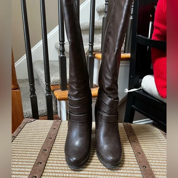 JustFab Shoes Justfab Brown Over The Knee Boots With Elegant